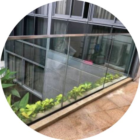 glass contractor singapore|Kario glass.